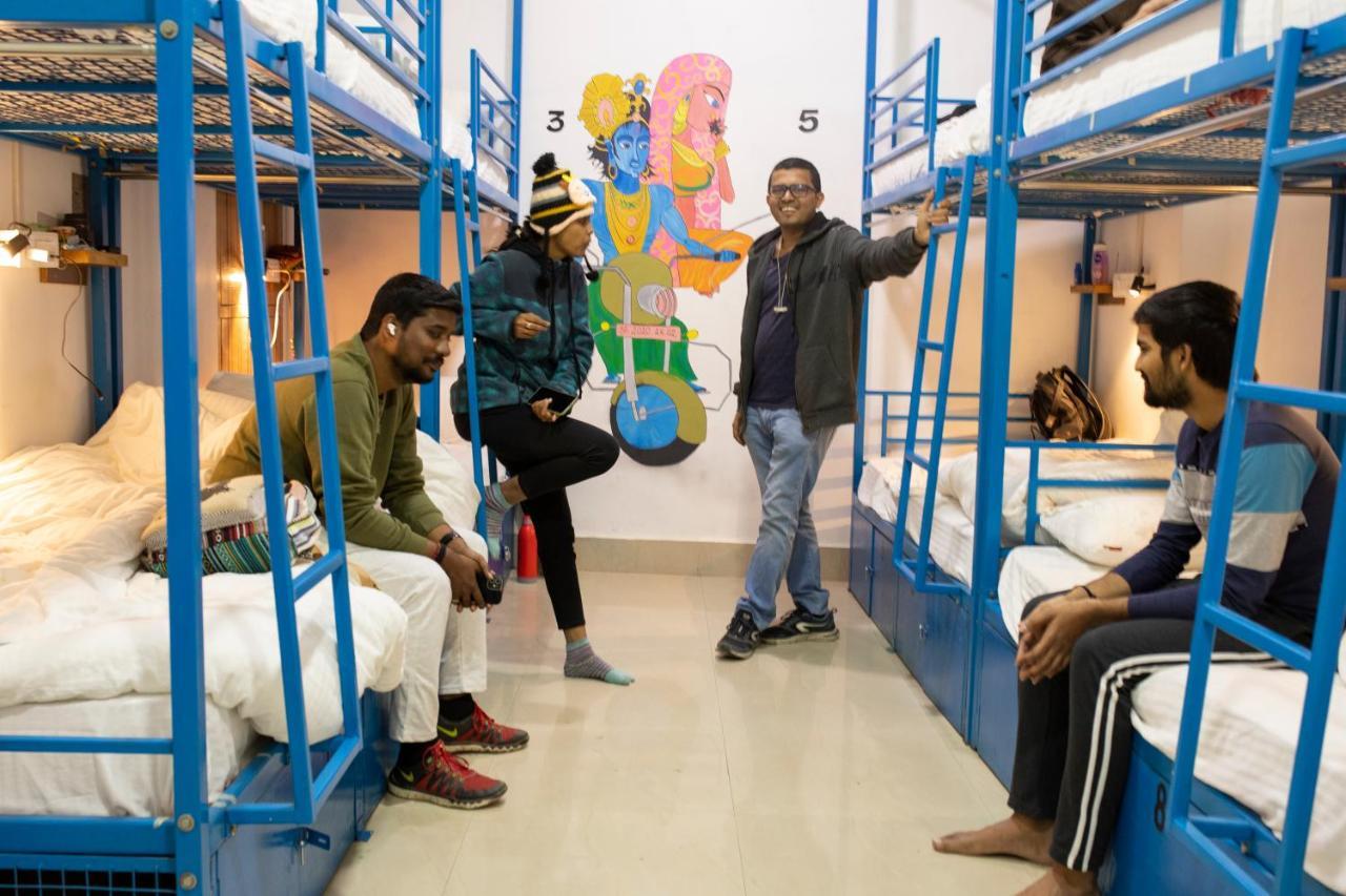 Live Free Hostel Varanasi Luaran gambar