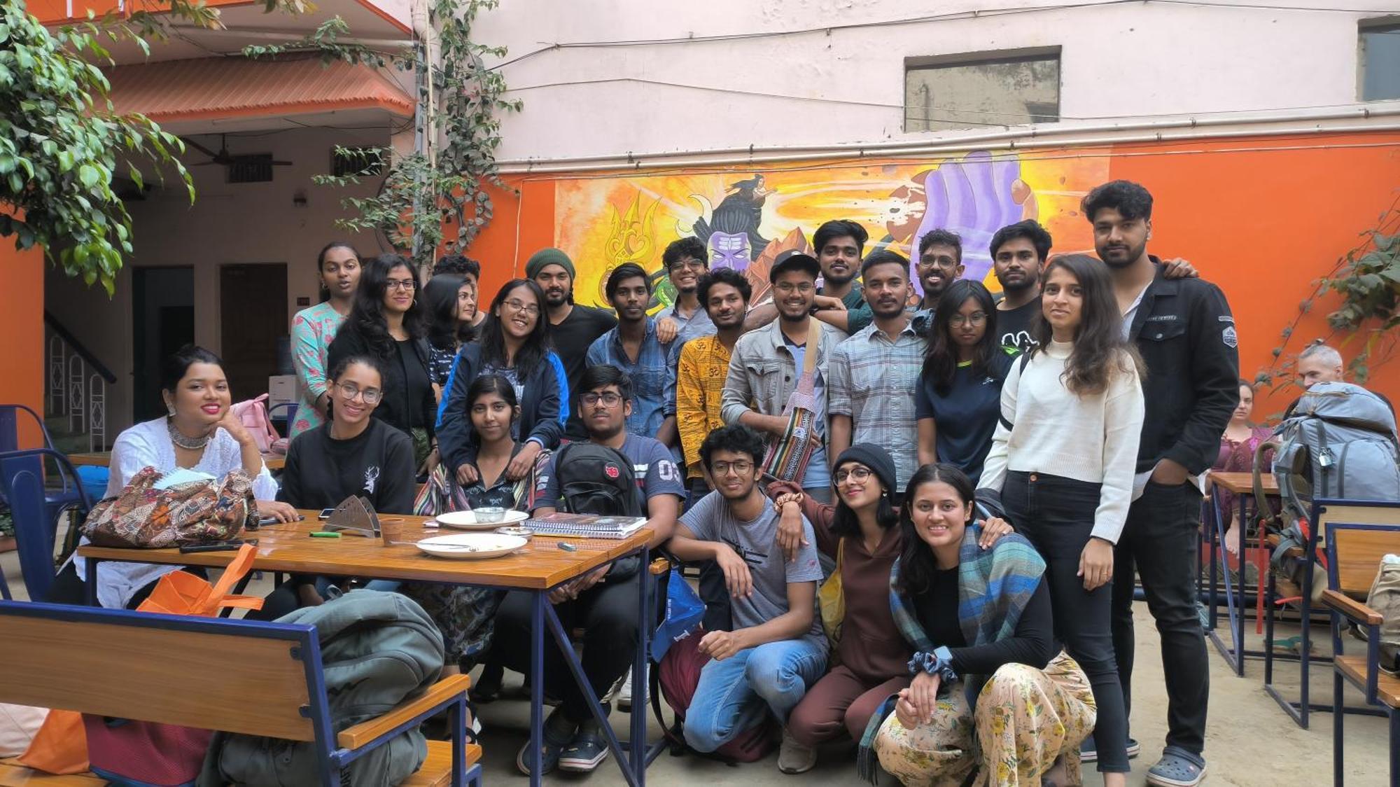 Live Free Hostel Varanasi Luaran gambar
