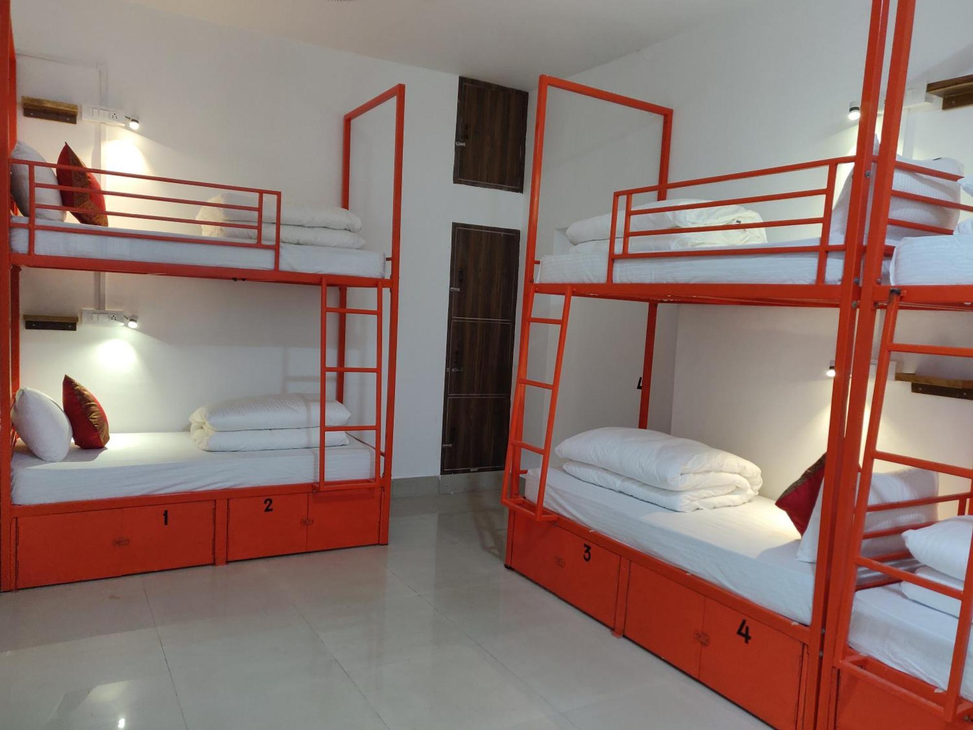 Live Free Hostel Varanasi Luaran gambar