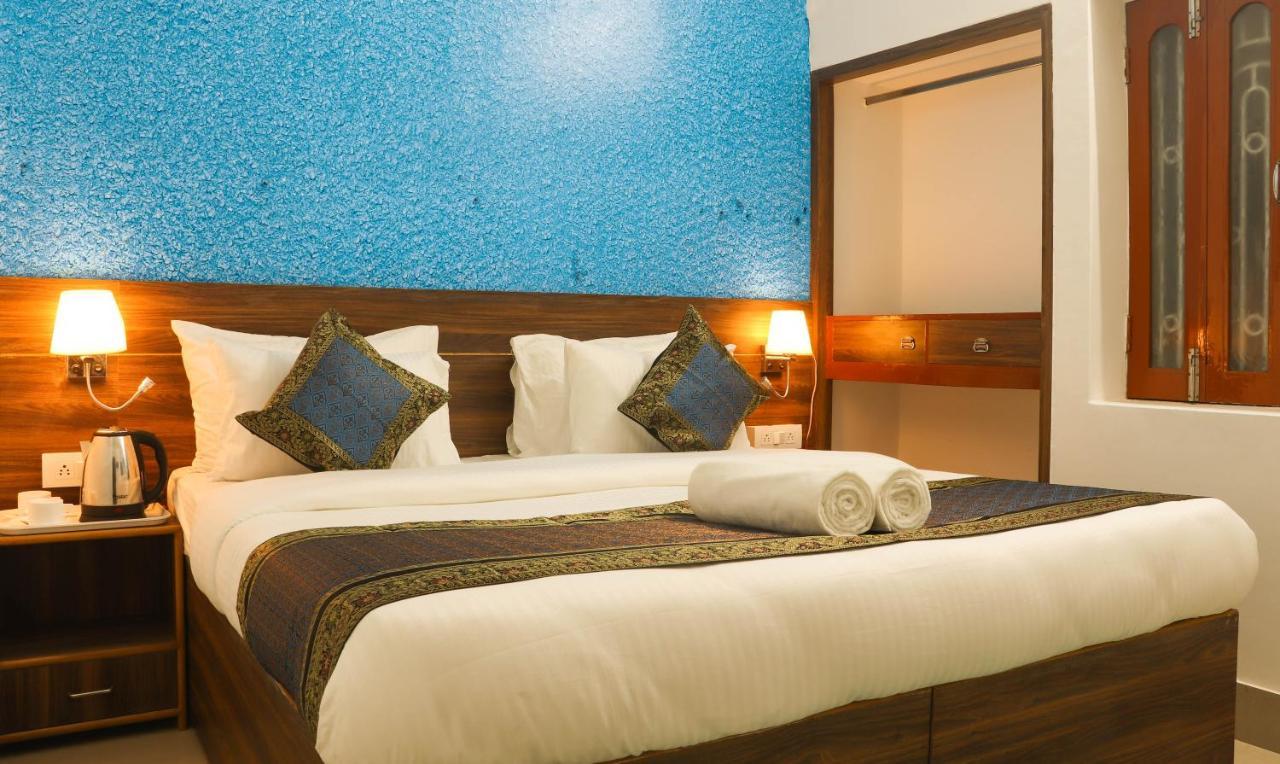 Live Free Hostel Varanasi Luaran gambar